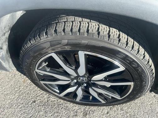 2019 Honda Pilot Touring 8-Passenger