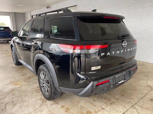 Super Black 2025 Nissan Pathfinder SV 4WD