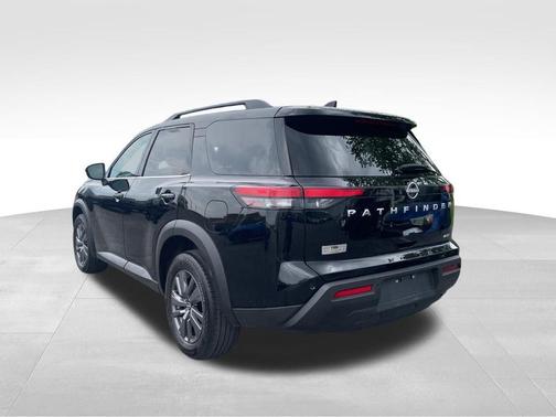 Super Black 2025 Nissan Pathfinder SV 4WD