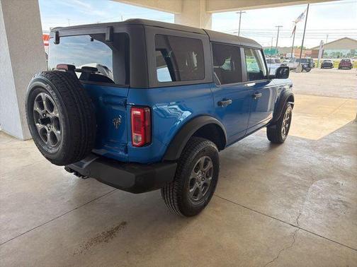 VELOCITY BLUE METALLIC 2025 Ford Bronco Big Bend