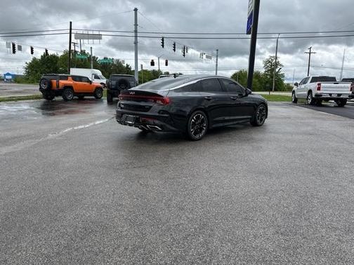 2022 Kia K5 GT-Line