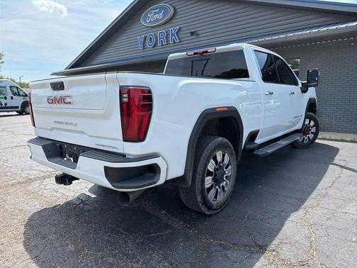 Summit White 2025 GMC Sierra 2500 Denali