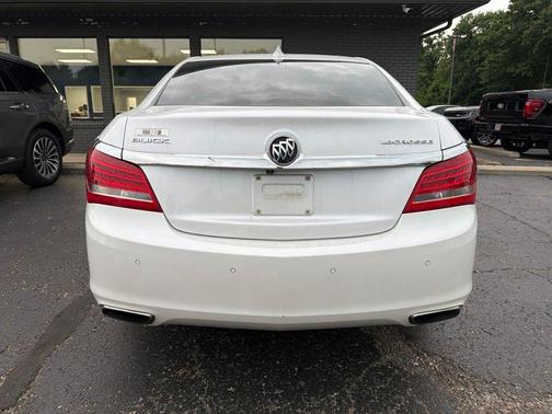 White Frost Tricoat 2016 Buick LaCrosse Premium I
