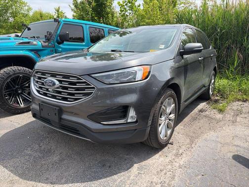 MAGNETIC METALLIC 2020 Ford Edge Titanium
