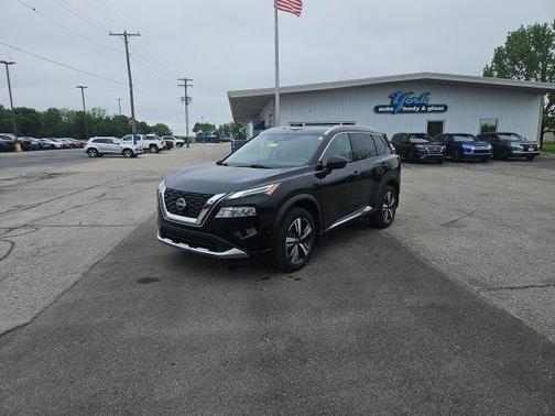 Super Black 2023 Nissan Rogue Platinum