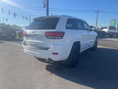 2017 Jeep Grand Cherokee Altitude
