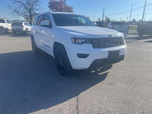 2017 Jeep Grand Cherokee Altitude