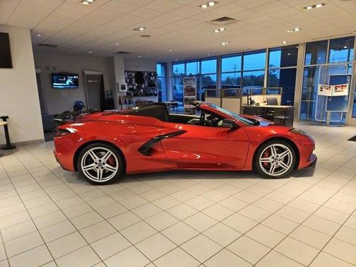 2026 Chevrolet Corvette Stingray w/2LT