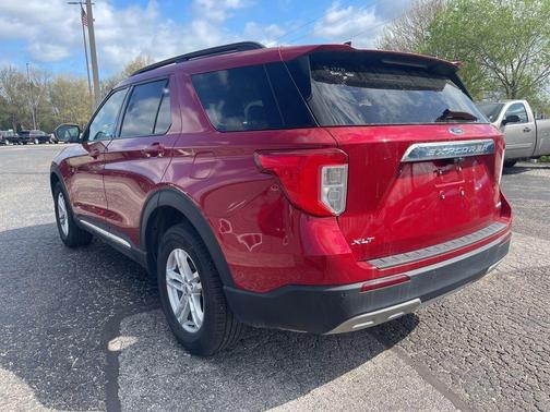 RAPID RED MET TINTED CC 2023 Ford Explorer XLT