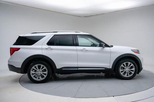 OXFORD WHITE 2023 Ford Explorer Limited