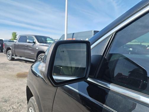 Ebony Twilight Metallic 2023 GMC Acadia Denali
