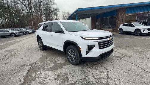 White 2026 Chevrolet Traverse LT