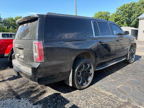 Onyx Black 2019 GMC Yukon XL SLT