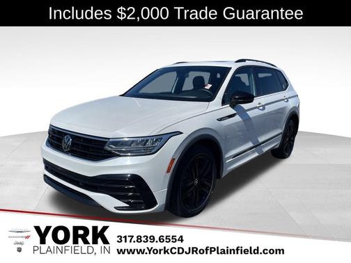 White 2022 Volkswagen Tiguan 2.0T SE R-Line Black