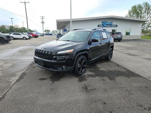 Diamond Black 2018 Jeep Cherokee Latitude