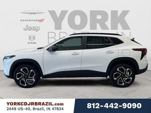 Summit White 2024 Chevrolet Trax FWD 2RS