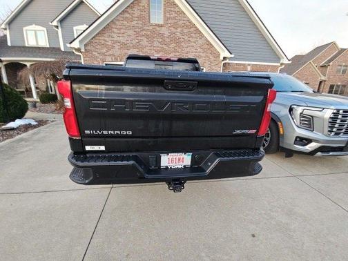 2023 Chevrolet Silverado 1500 ZR2