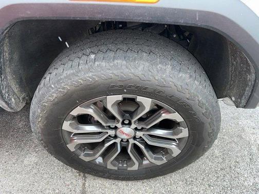 2023 GMC Canyon Denali