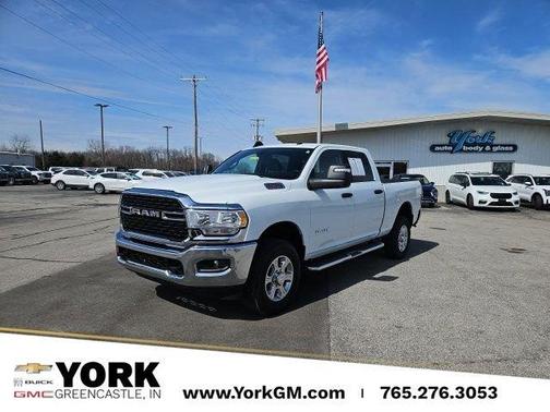 Bright White Clearcoat 2024 RAM 2500 Big Horn