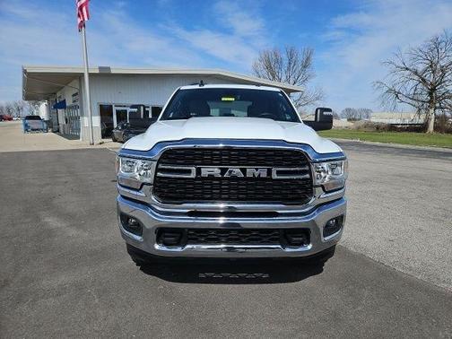 Bright White Clearcoat 2024 RAM 2500 Big Horn