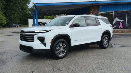 2025 Chevrolet Traverse LT