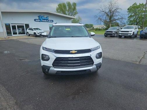 Summit White 2022 Chevrolet Trailblazer LT