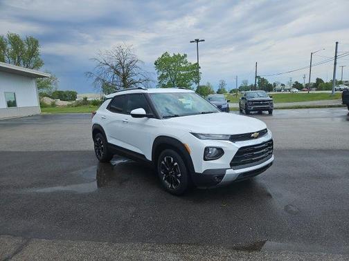 Summit White 2022 Chevrolet Trailblazer LT
