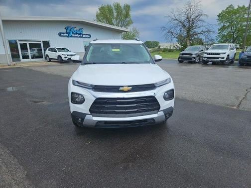 Summit White 2022 Chevrolet Trailblazer LT