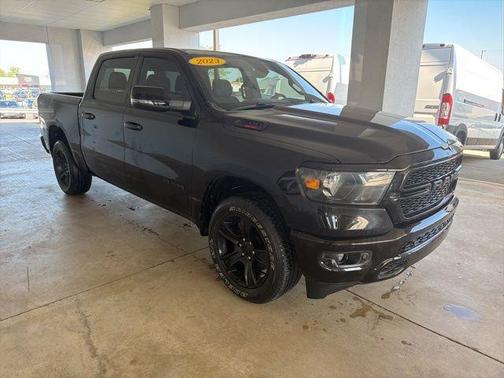 Diamond Black Crystal Pearlcoat 2023 RAM 1500 Big Horn/Lone Star