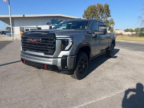 2026 GMC Sierra 2500 AT4