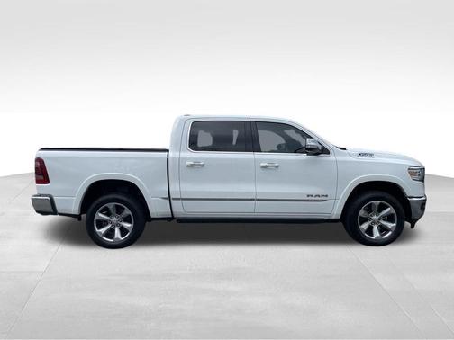 Bright White Clearcoat 2021 RAM 1500 Limited