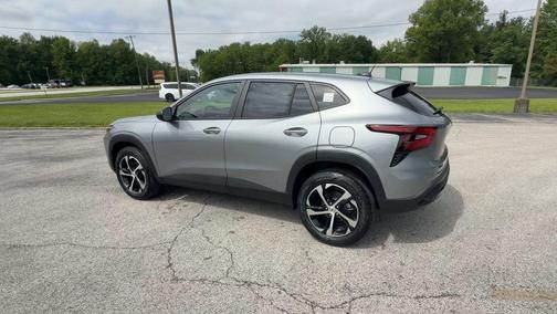 Gray 2026 Chevrolet Trax 1RS