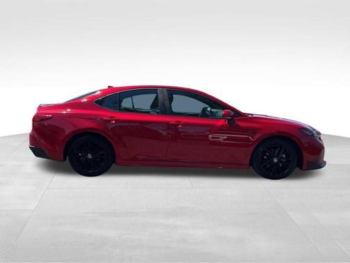 Supersonic Red 2025 Toyota Camry SE