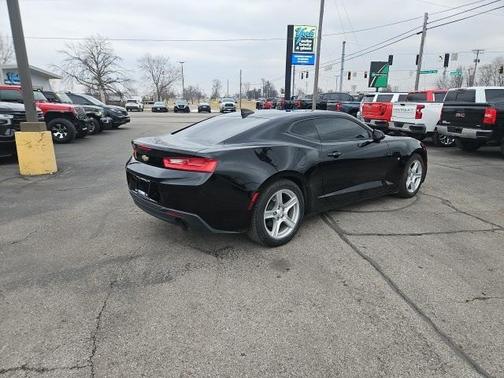 2017 Chevrolet Camaro 2LT