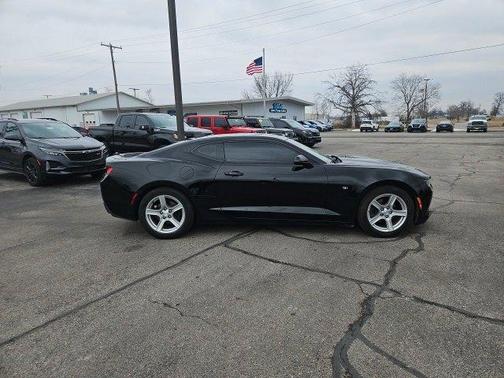2017 Chevrolet Camaro 2LT
