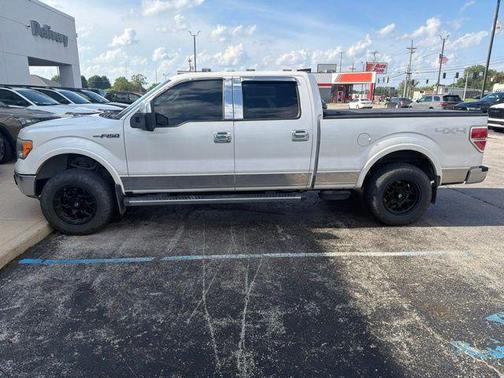 White 2010 Ford F-150 Lariat