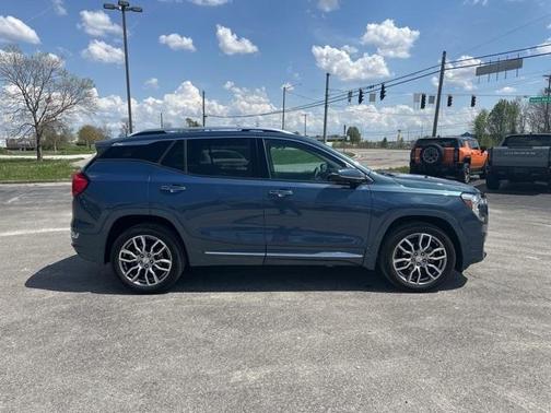 2024 GMC Terrain Denali