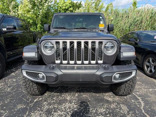 Granite Crystal Metallic Clearcoat 2020 Jeep Gladiator Overland