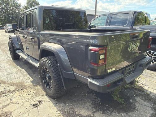 Granite Crystal Metallic Clearcoat 2020 Jeep Gladiator Overland