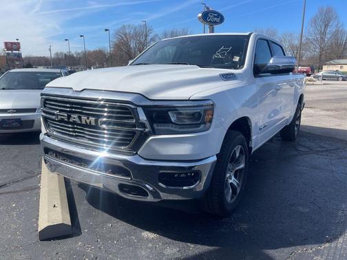 Bright White Clearcoat 2023 RAM 1500 Laramie