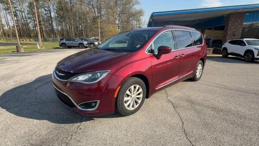 Velvet Red Pearlcoat 2017 Chrysler Pacifica Touring-L