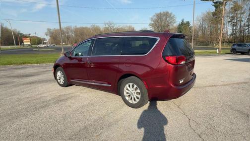 Velvet Red Pearlcoat 2017 Chrysler Pacifica Touring-L