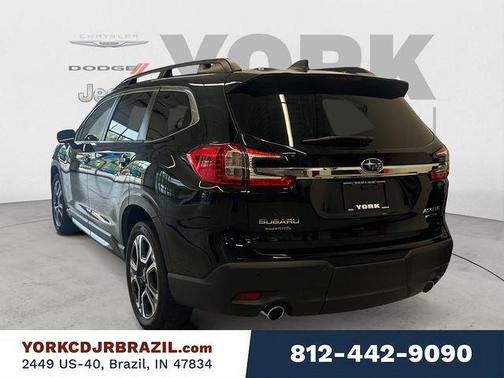 Crystal Black Silica 2023 Subaru Ascent Limited 7-Passenger