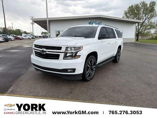 Summit White 2019 Chevrolet Suburban Premier