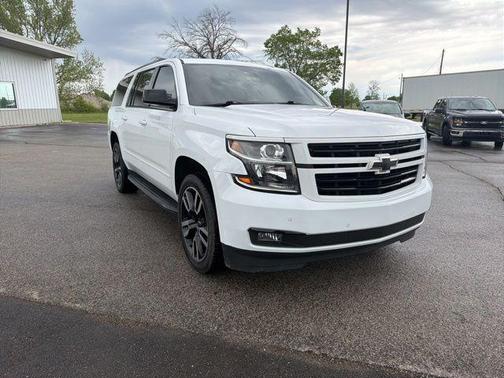 Summit White 2019 Chevrolet Suburban Premier