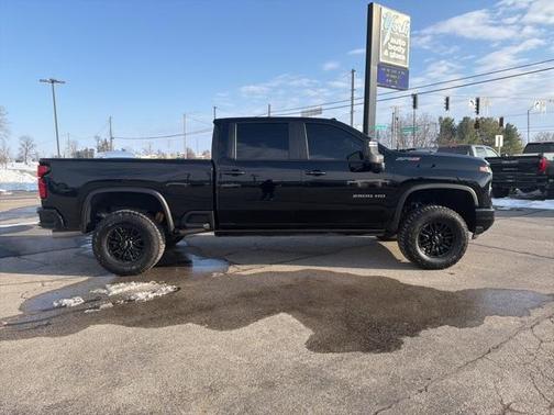2025 Chevrolet Silverado 2500 ZR2