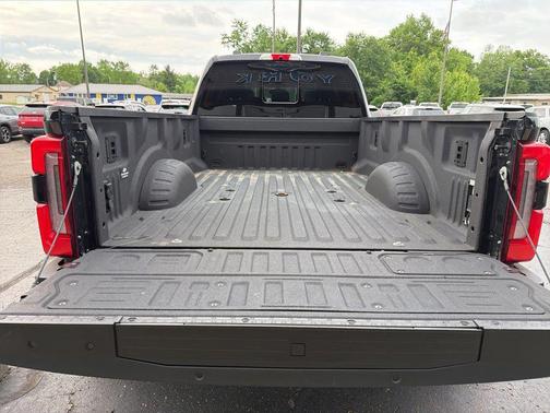 AGATE BLACK 2024 Ford F-450 Limited