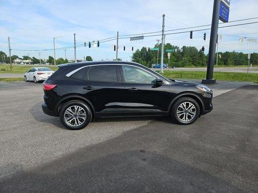 AGATE BLACK METALLIC 2022 Ford Escape SEL