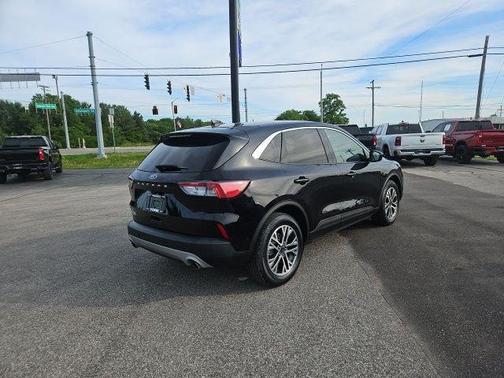 AGATE BLACK METALLIC 2022 Ford Escape SEL