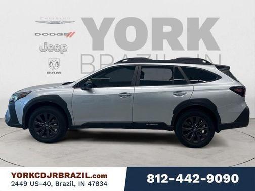 Ice Silver Metallic 2025 Subaru Outback Onyx Edition XT